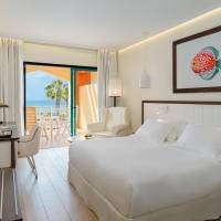 Double or Twin Room with Sea View