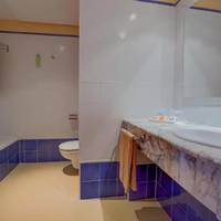 Room #18917718