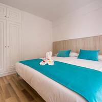 Room #9296636