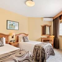 Classic One-Bedroom Apartment with Sea View and Terrace
