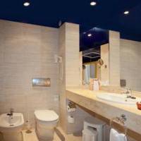 Room #28800263