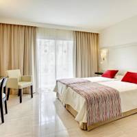 Double Room (2 Adults)