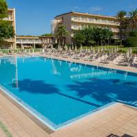 Double Room with Pool View