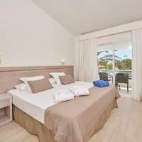 Select Double or Twin Room