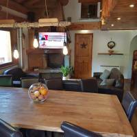 Five/Six-Bedroom Apartment (10 Adults)