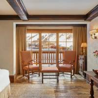 Junior Suite with Mountain View