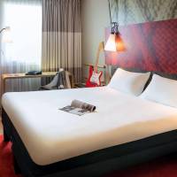 Standard Double Room with One Single Bed