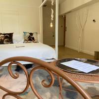 Suite with Garden View