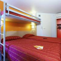 Triple Room (3 single Beds)