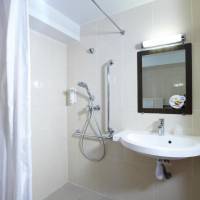 Triple Room (1 Double Bed + 1 Single Bed)