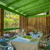 Chalet (4 Adults + 1 Child)
