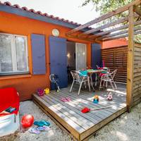 Bungalow (4 Adults)