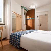 Double or Twin Room with City View