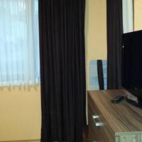 One-Bedroom Apartment with Balcony