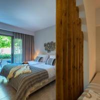 Junior Suite with Garden View