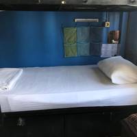Single Bed in Mixed Dormitory Room