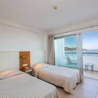 First Floor Standard Twin Room with Sea View