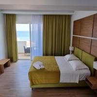 Deluxe Suite with Sea View