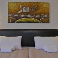 Comfort Triple Room