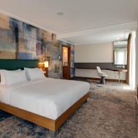 Corner Room with Lake View