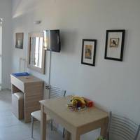 Studio with Sea View (1-2 Adults)