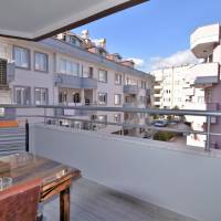 Apartment with Pool View 