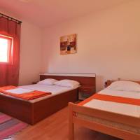 Three-Bedroom Apartment (7 - 8 Adults)