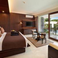 Suite Room with Balcony
