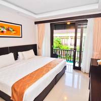 Deluxe Double or Twin Room with Pool View
