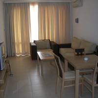 One-Bedroom Apartment with Sea View and 2 Bathrooms