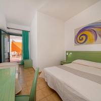 Basic Triple Room