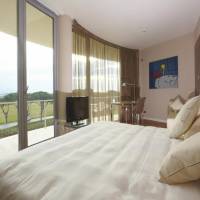 Junior Suite with City View
