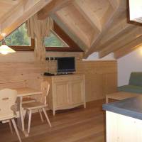 One-Bedroom Apartment - Attic
