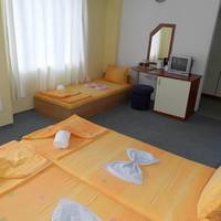 Triple Room with Terrace