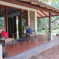 Cottage with Garden and Air Conditioning