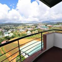 Super Deluxe Room with Mountain View