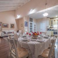 Duplex Two-Bedroom Apartment with Spa Bath