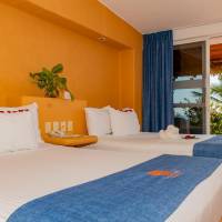 Standard Twin Room with Sea View