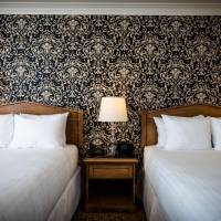 Standard Queen Room with Two Queen Beds