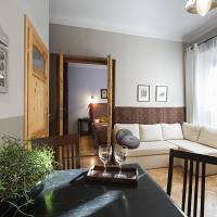 One-Bedroom Apartment (4 Adults) - 5 Asnyka Street