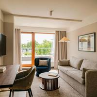 Deluxe Suite 1 King Bed - Balcony