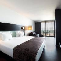 Premium Suite with Frontal Sea View 