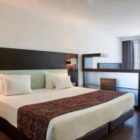 Family Suite with Side Sea View (4 Adults)