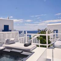 Superior Suite Outdoor Jacuzzi
