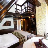 Duplex Suite with Mountain View