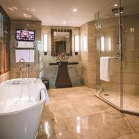 Conrad Premium Suite