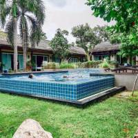 Deluxe Double or Twin Room with Pool View
