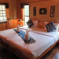 Deluxe Double or Twin Room with Garden View