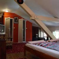 Double or Twin Room with Private Bathroom