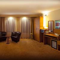 Deluxe Double or Twin Room with Creek View